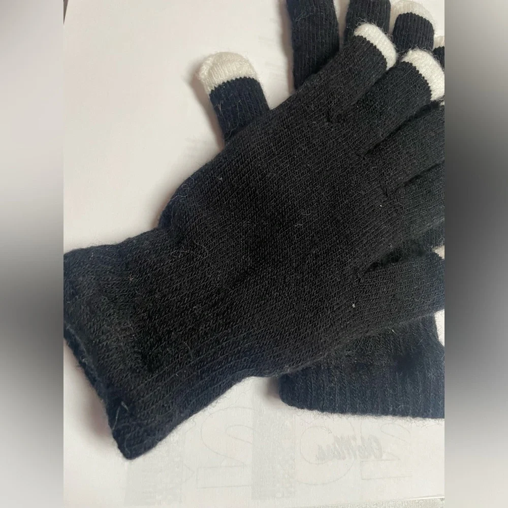 Adult Solid Black Light Up White Fingertip Gloves